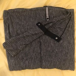 Lululemon scarf